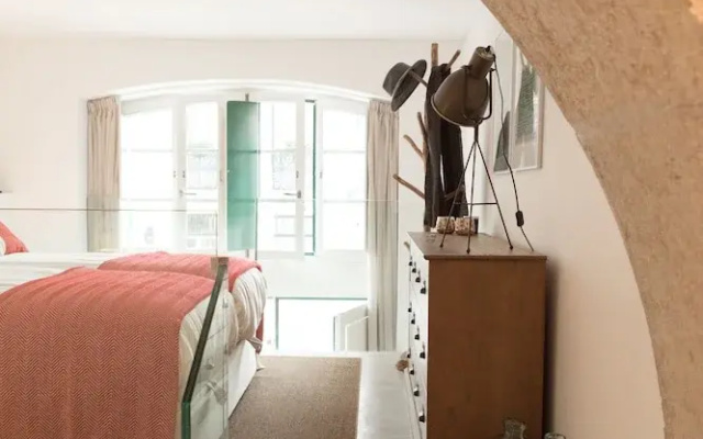 Janelas Verdes Stylish Tailor Made Flat