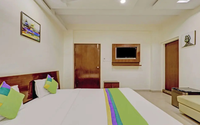 Loharkar Hotel