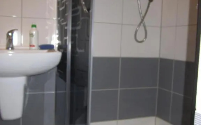 Apartament i pokoje u Roberta