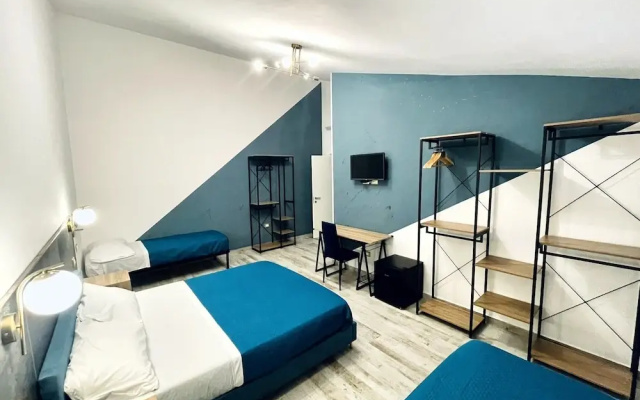 Nautilus B & B