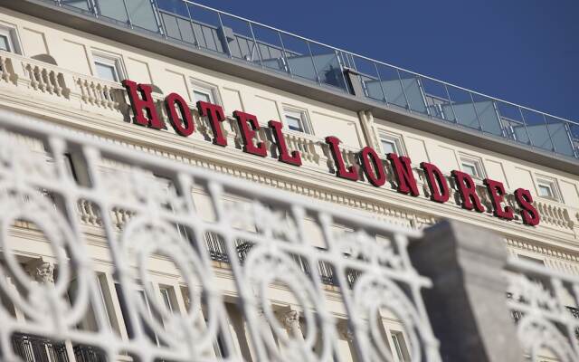 Hotel Londres y de Inglaterra вид на фасад