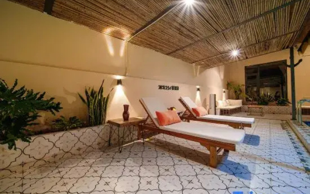 Jianshui Sunset Holiday Homestay (Jianshui Ancient City Confucian Temple Branch)