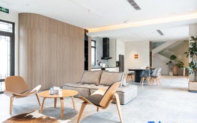 Poetry and Distance. Liyang Tianmu Lake Light Lakeside Courtyard