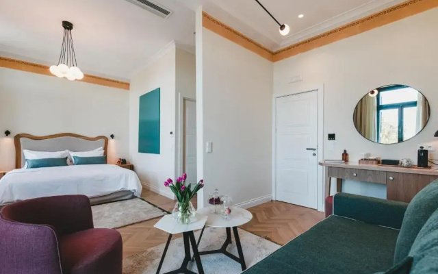 Epicure Suites