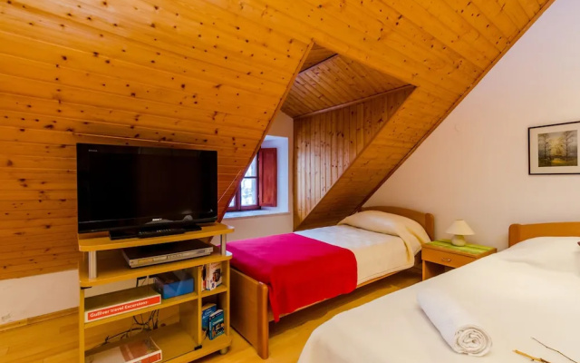 11 Stars Apartments