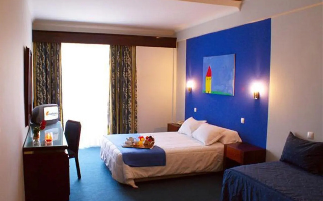 Hotel Onix