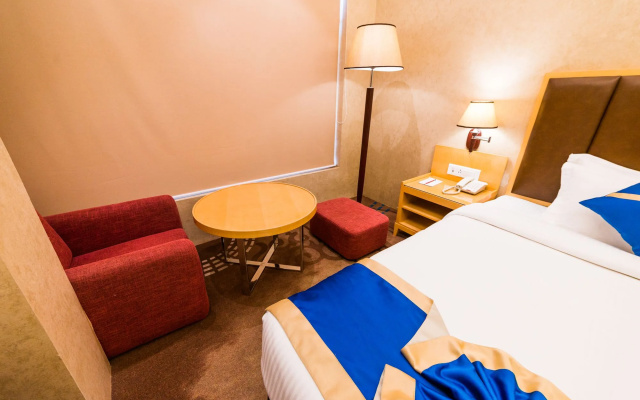 Hotel D'corbiz