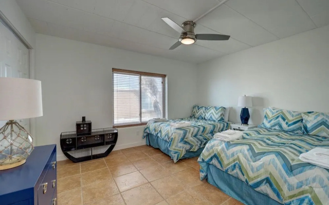 Island 170 3 Bedroom Condo