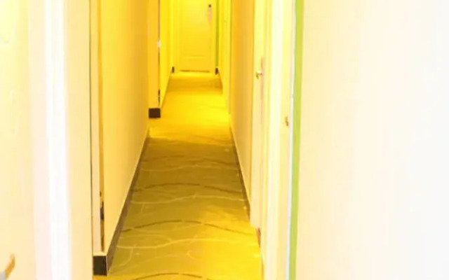 Xinyang Times Inn