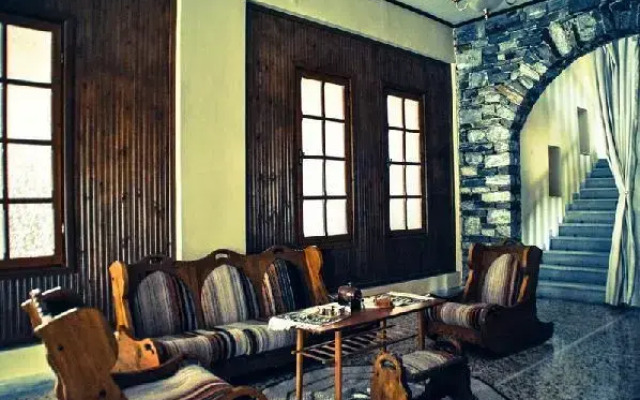 Traditional Hotel Konstantinos G. Karamanlis