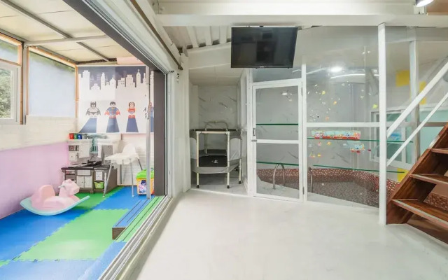 Gapyeong Gabom Kids Poolvilla Pension