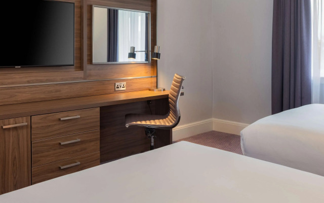 DoubleTree by Hilton Edinburgh Airport