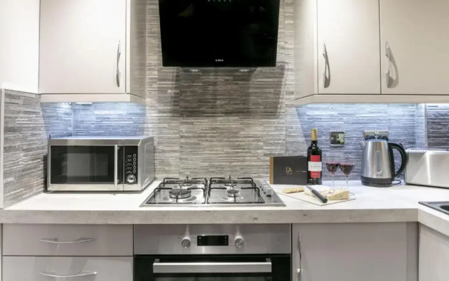Forbes Retreat - Donnini Apartments