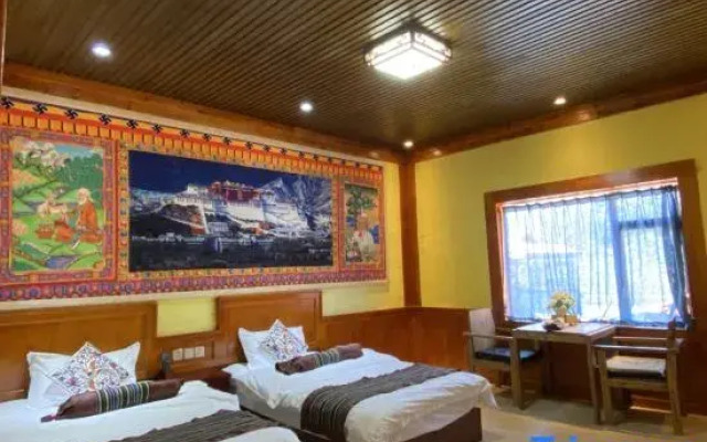 Kangding Bali Herui Hotel