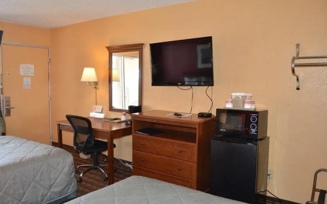 Ramada Elk City