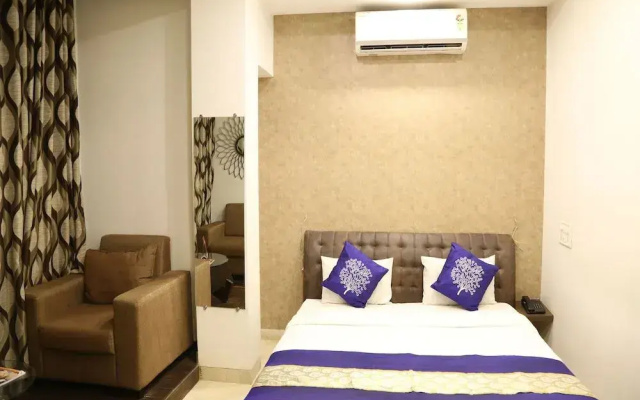OYO 9953 Hotel Alankar