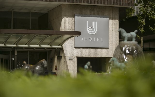 Отель UHOTEL Словения, Любляна - 7 отзывов об отеле, цены и фото номеров - забронировать отель UHOTEL онлайн вид на фасад