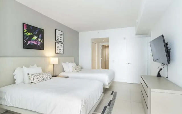 Hyde Resort Apartments by SV Rentals