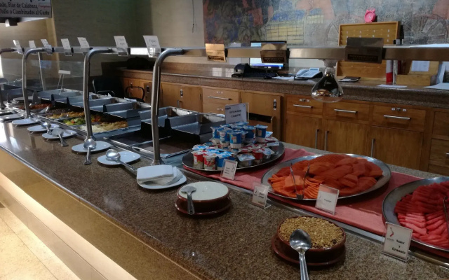 Suites Inn La Muralla Metepec