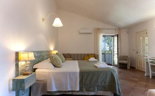 Villa 6 Camere Bagni, Piscina, Wifi, Animali, M200