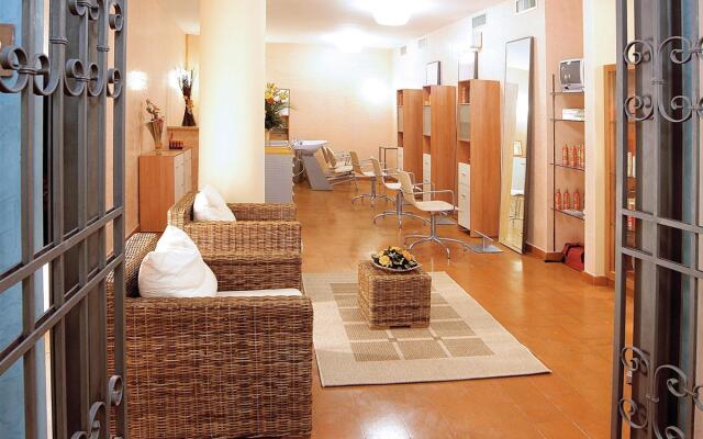 Hotel Sporting Baia Джардини Наксос вид на фасад