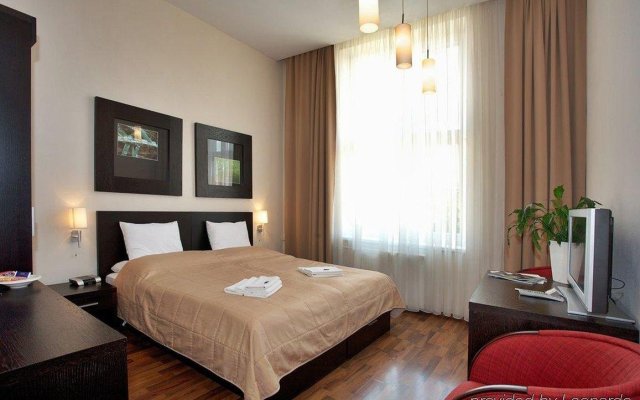 Отель Grandhotel Trencin Словакия, Тренчин - отзывы, цены и фото номеров - забронировать отель Grandhotel Trencin онлайн комната для гостей
