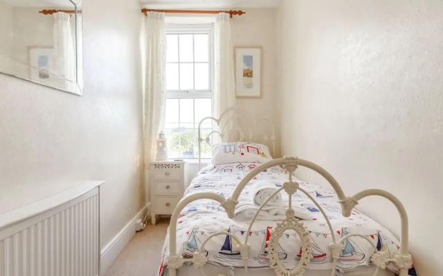 Downlea, Looe