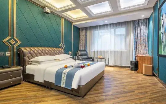 S·Light Luxury Hotel (Taiyuan South Railway Station Shanxi University Branch)
