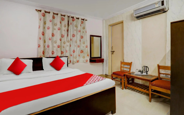POP 80502A Hotel Aarya Galaxy Inn