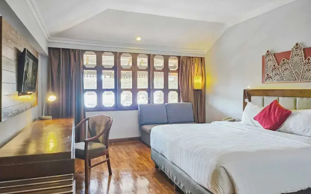TripleTree Hotel And Resort