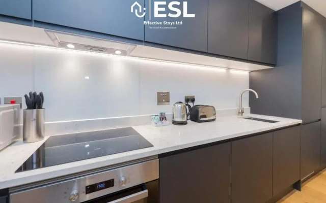 High Quality 2 Bedroom Church Apartment with Free Parking