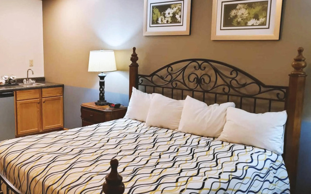 Coratel Inn & Suites By Jasper McCook