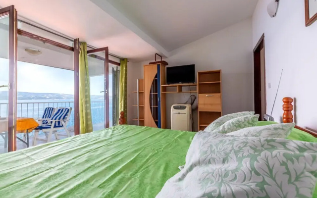 Amazing Apartment in Lokva Rogoznica With Wifi and 2 Bedrooms