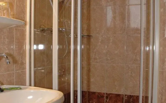 Hotel Sugas
