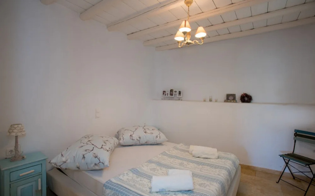 Beautiful Villa at Panormos