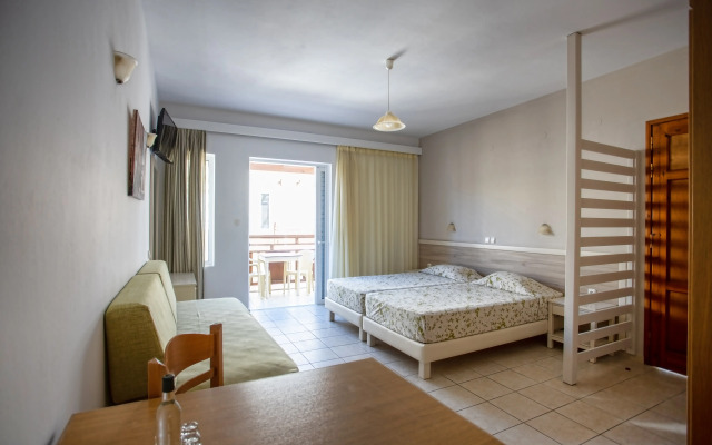Ilian Beach & Apartments