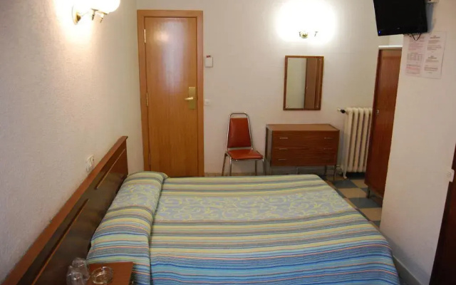 Hostal Continental