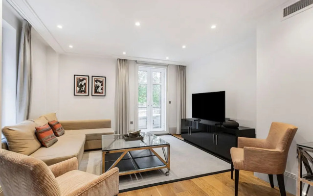 Luxury Mayfair Flat on Park Lane Hyde Park Views