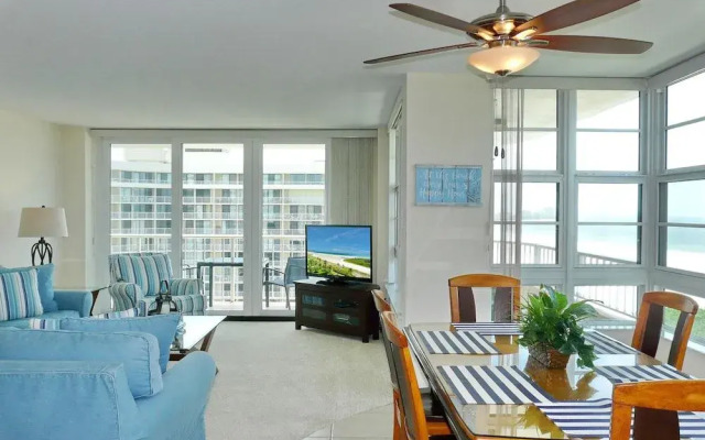 South Seas Tower 4-1711