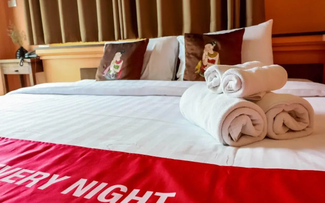 Nida Rooms Soi 2 Wat Phra Sing
