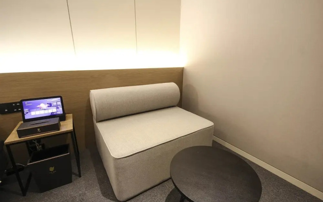 Busan Sasang The Van Hotel