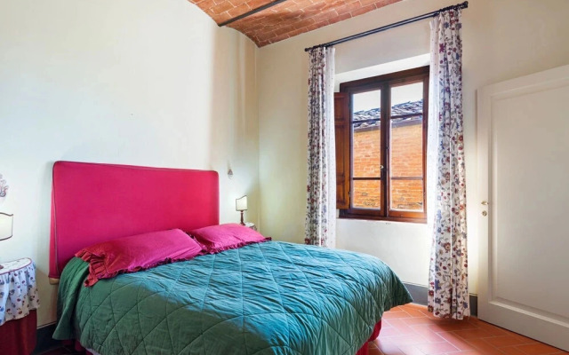 Secluded Apartment in San Miniato With Swimming Pool