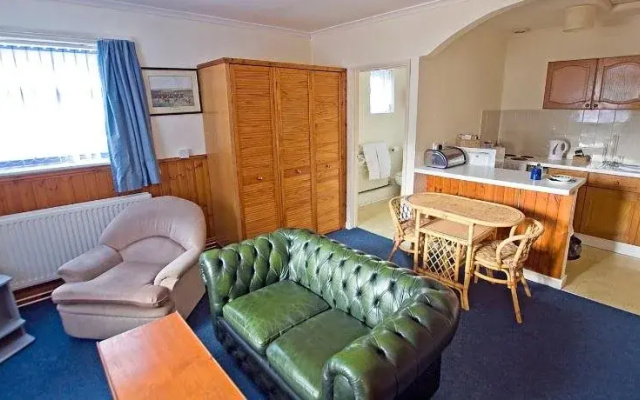 Grange Country Guest House (Non Smoking)