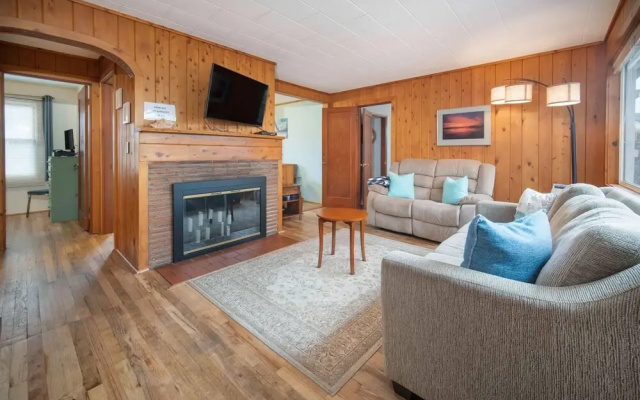 Barefoot Bungalow