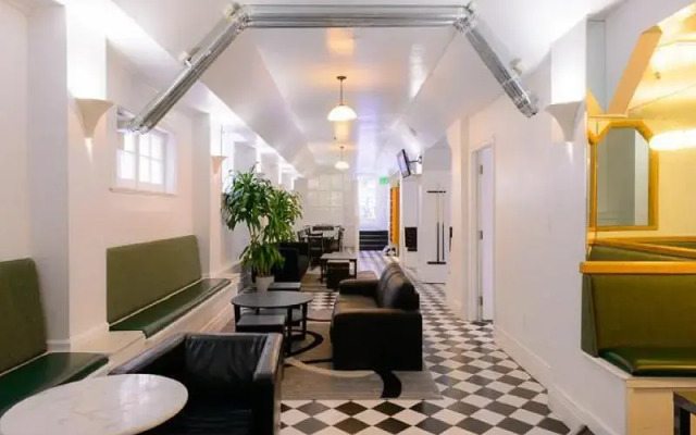 Vantaggio Suites San Francisco Abigail