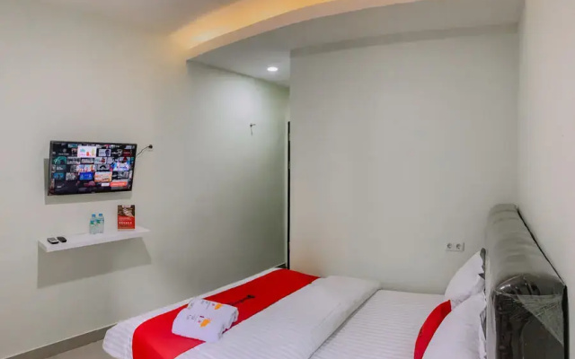 RedDoorz Syariah @ Kotabaru M Yamin Street Pontianak