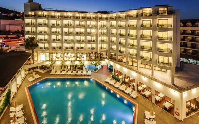 Kalemci Hotel вид на фасад