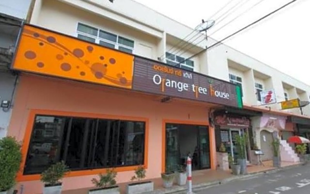 Отель Orange Tree House вид на фасад