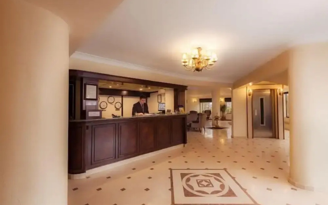Deniz Otel