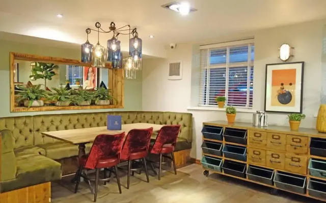 The Royal Sutton